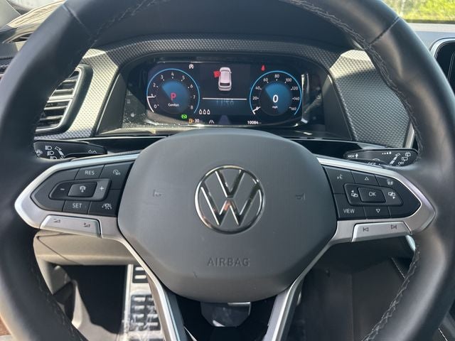 2024 Volkswagen Atlas Cross Sport 2.0T SEL Premium R-Line