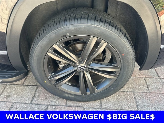 2021 Volkswagen Atlas 3.6L V6 SE w/Technology R-Line