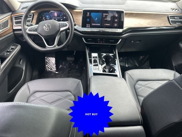 2025 Volkswagen Atlas 2.0T SE w/Technology