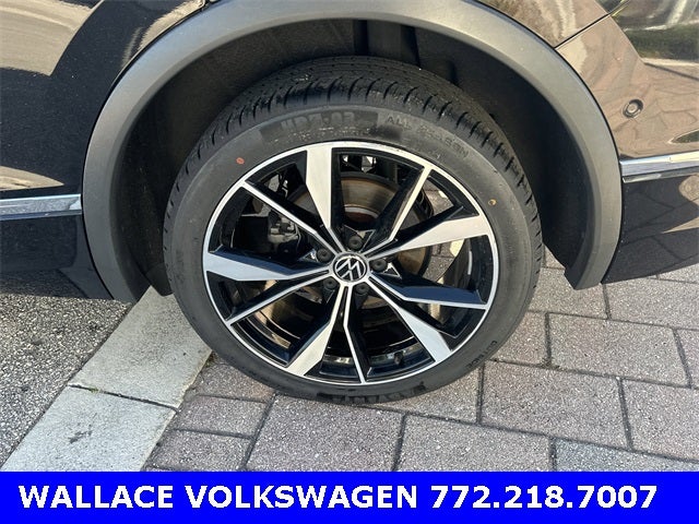 2022 Volkswagen Tiguan 2.0T SEL R-Line
