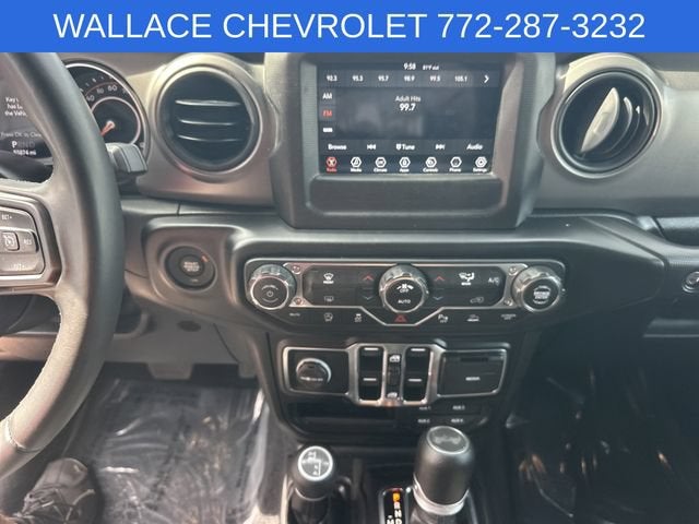 2022 Jeep Wrangler Unlimited Willys