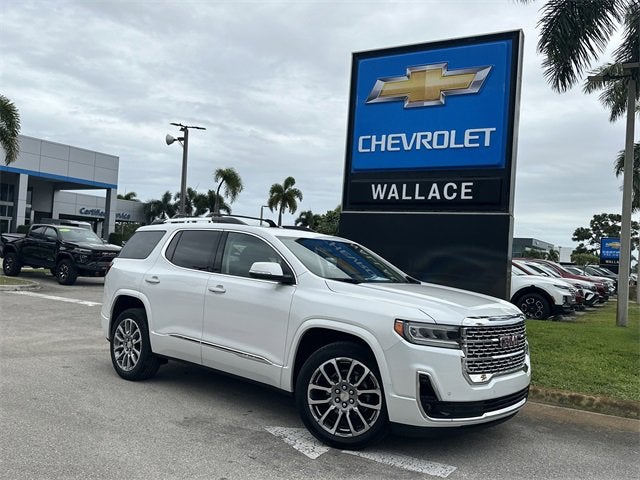 2023 GMC Acadia Denali