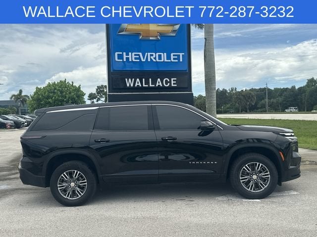 2024 Chevrolet Traverse LS