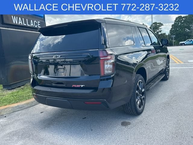 2023 Chevrolet Suburban RST