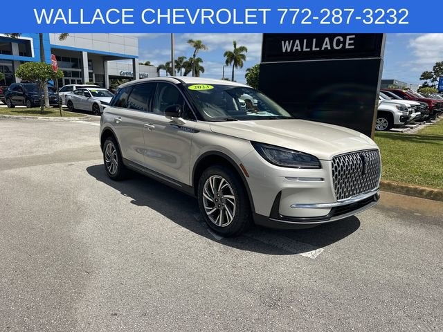 2023 Lincoln Corsair Standard