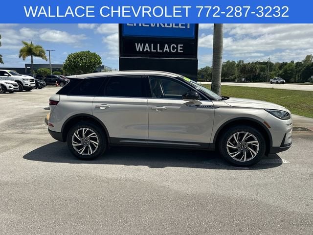 2023 Lincoln Corsair Standard