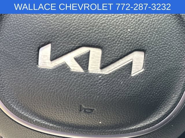 2023 Kia Sorento EX