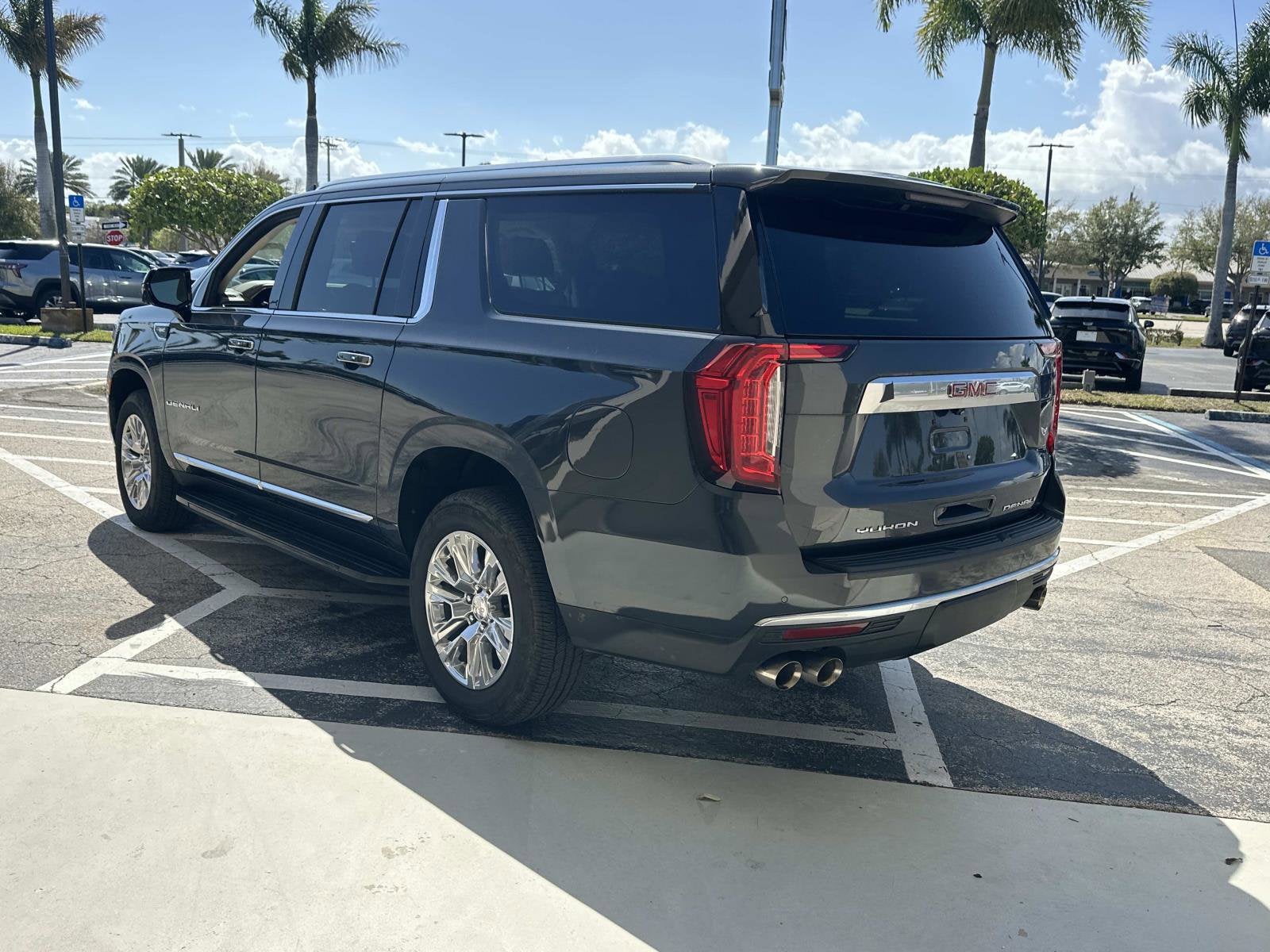 2022 GMC Yukon XL Denali