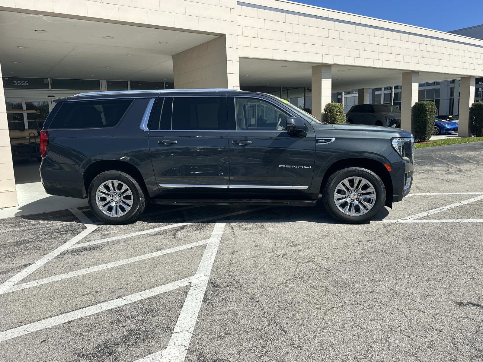 2022 GMC Yukon XL Denali