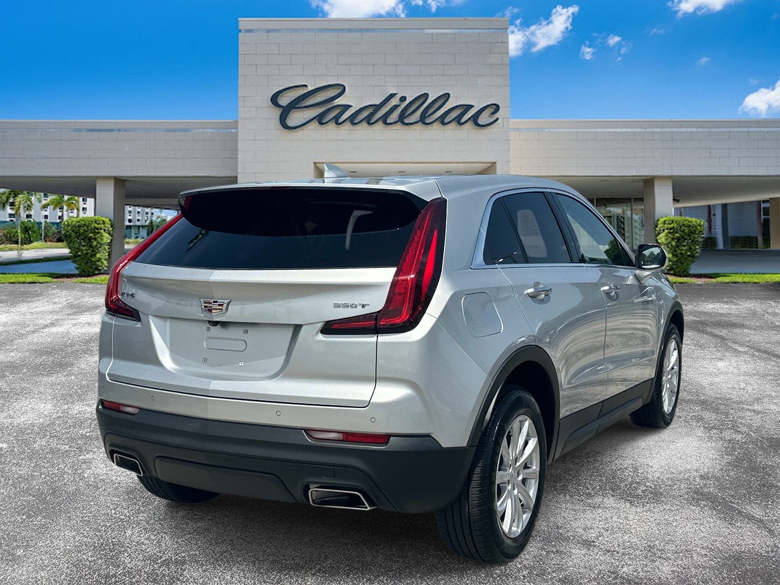 2022 Cadillac XT4 Luxury