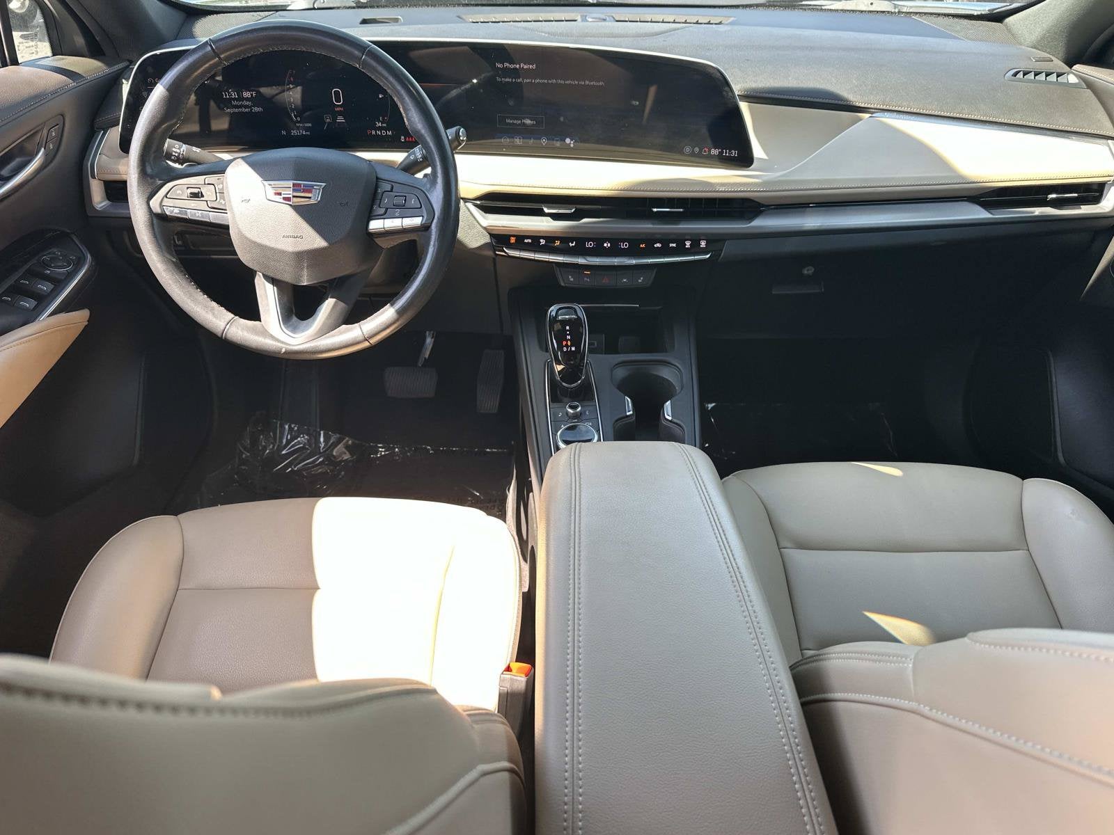 2024 Cadillac XT4 Luxury
