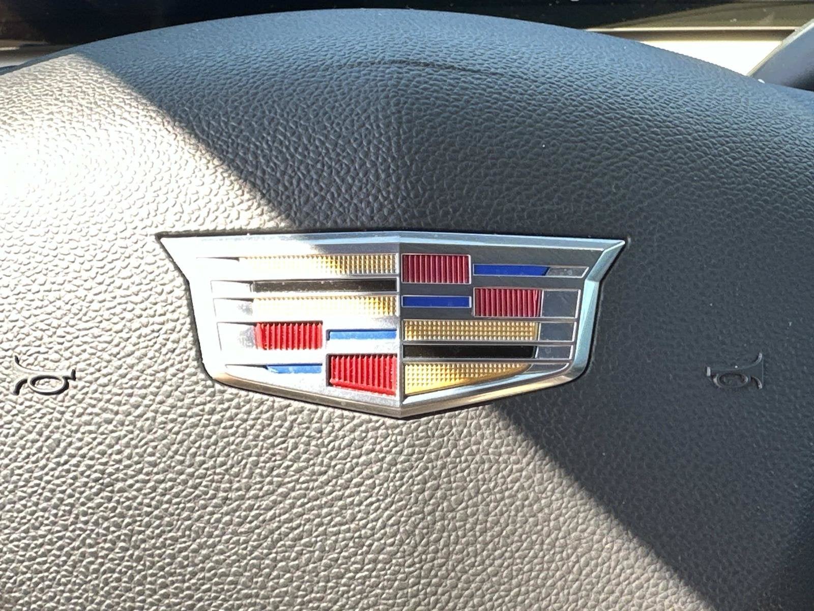 2024 Cadillac XT4 Luxury