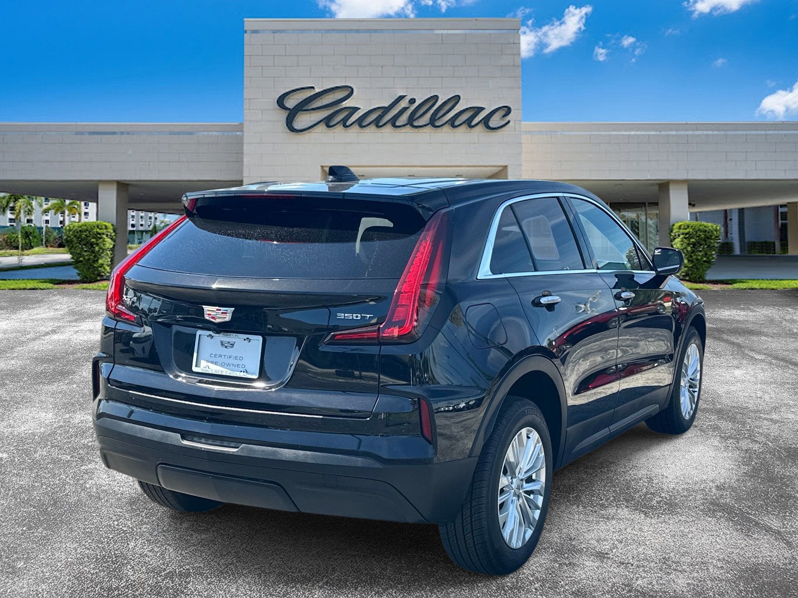 2024 Cadillac XT4 Luxury