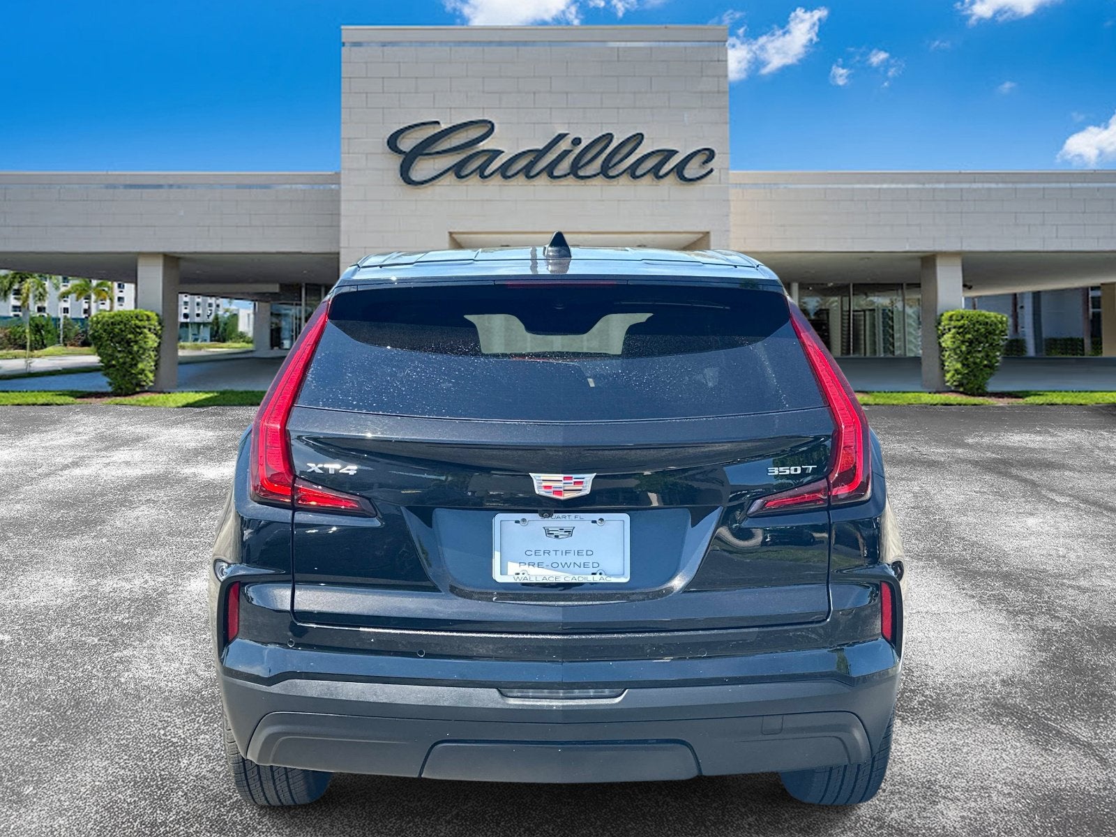 2024 Cadillac XT4 Luxury