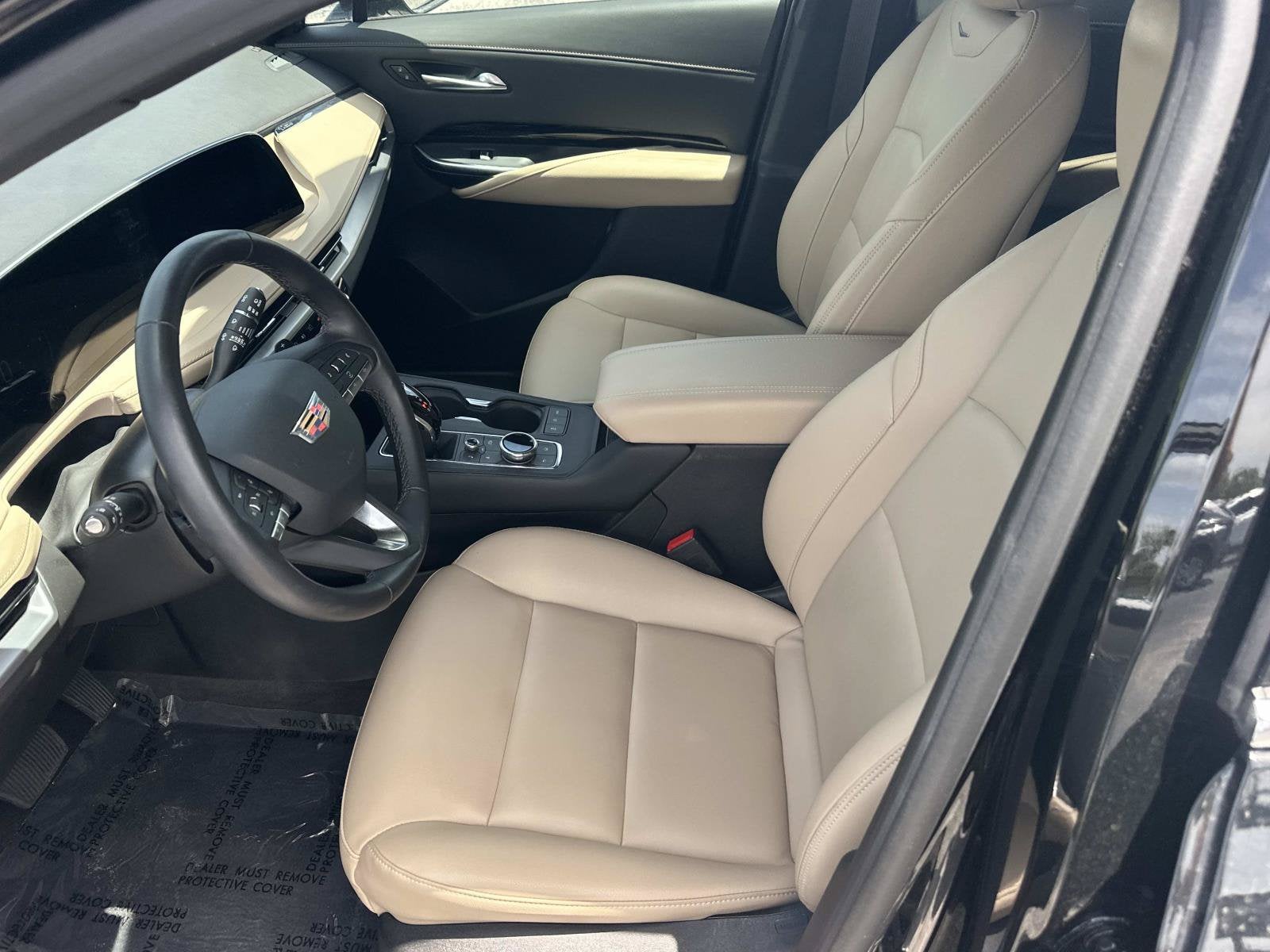 2024 Cadillac XT4 Luxury