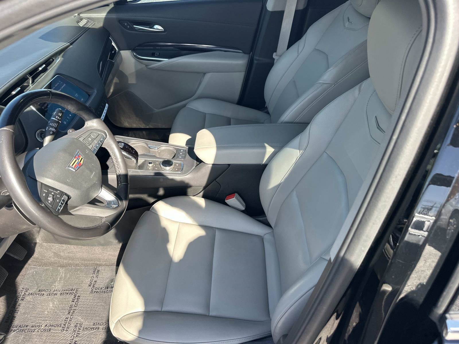 2023 Cadillac XT4 Luxury