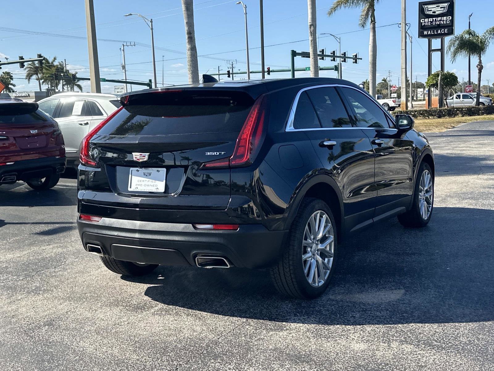 2023 Cadillac XT4 Luxury