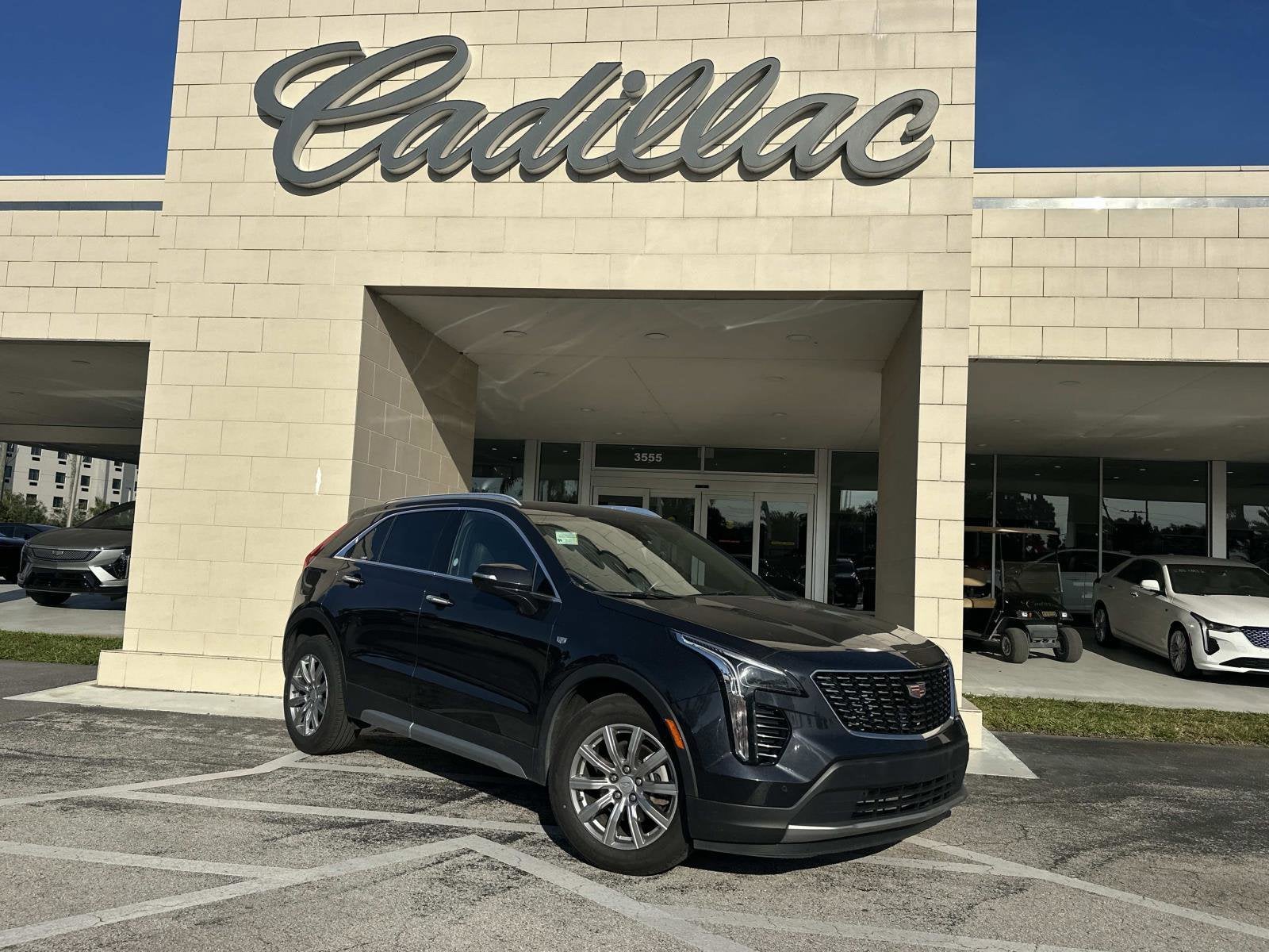 2023 Cadillac XT4 Premium Luxury