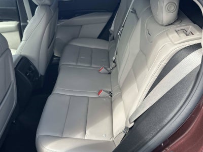 2022 Cadillac XT4 FWD Premium Luxury