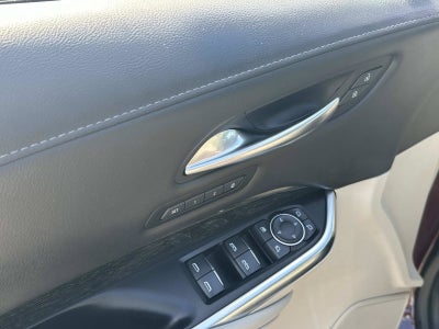 2022 Cadillac XT4 FWD Premium Luxury