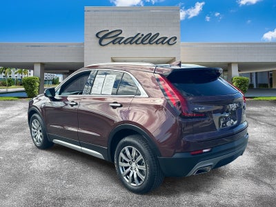 2022 Cadillac XT4 FWD Premium Luxury
