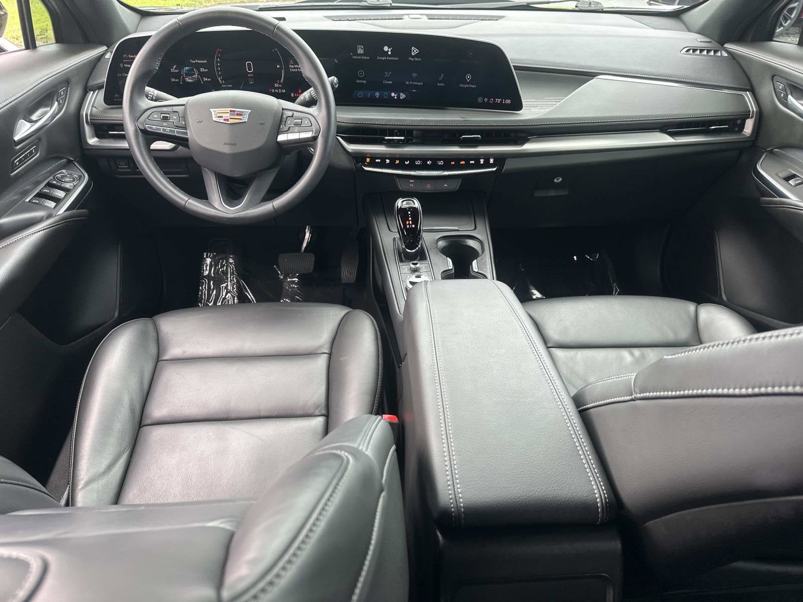 2024 Cadillac XT4 Premium Luxury
