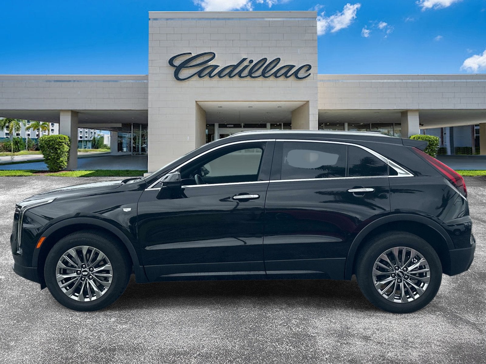 2024 Cadillac XT4 Premium Luxury