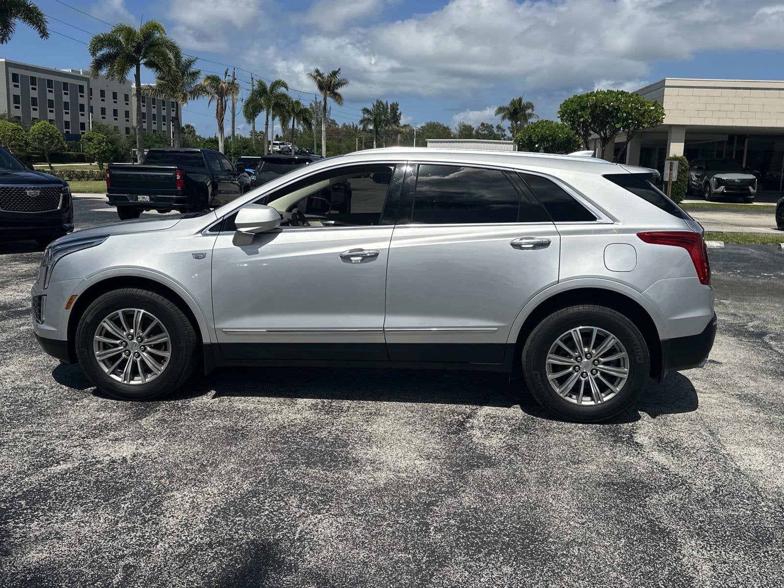 2019 Cadillac XT5 Luxury FWD