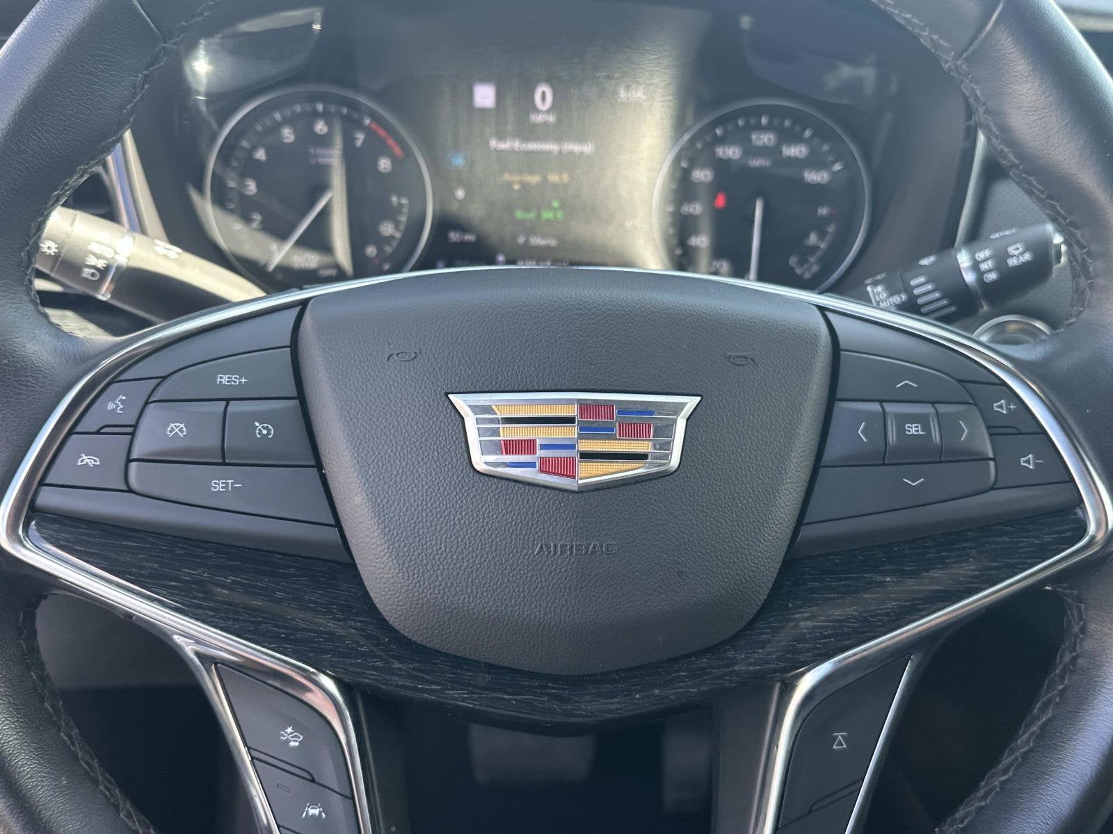 2022 Cadillac XT5 Premium Luxury