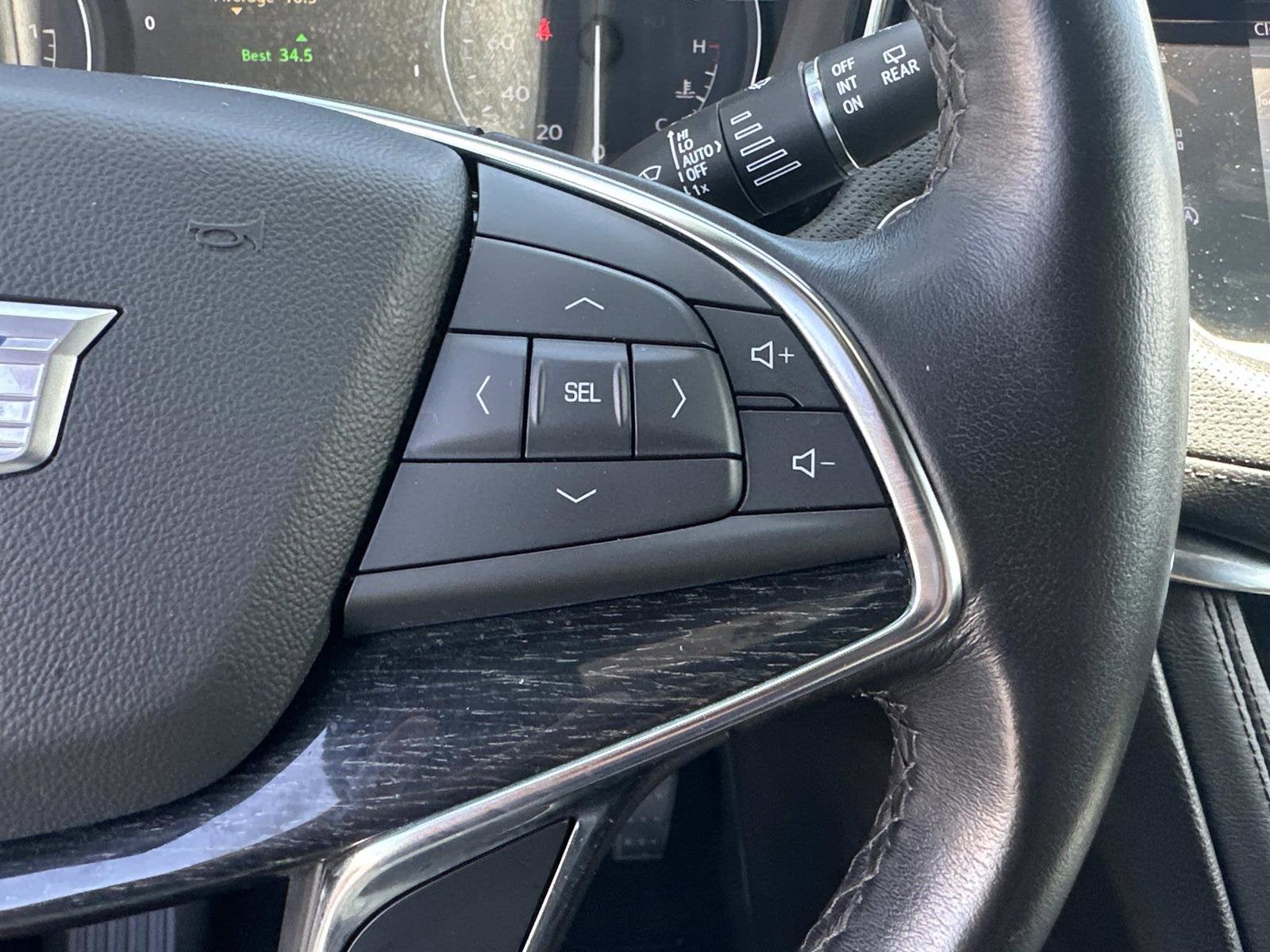 2022 Cadillac XT5 Premium Luxury