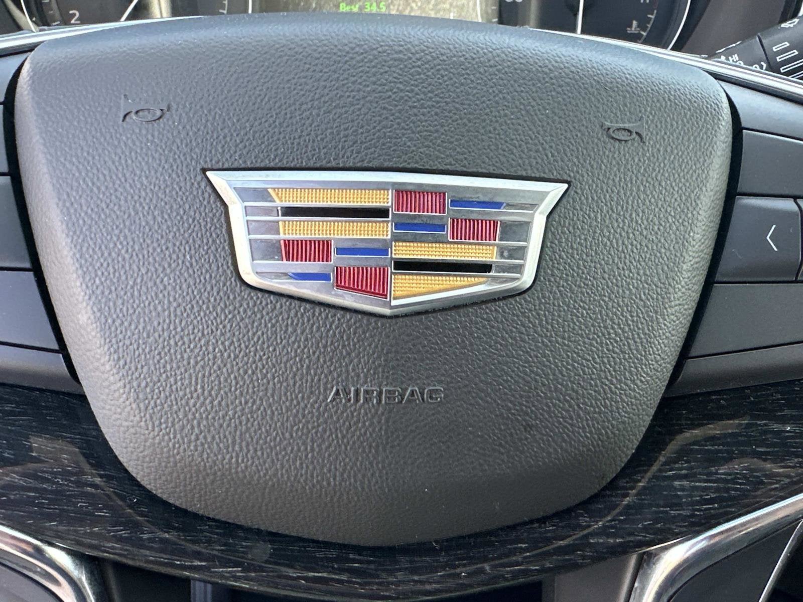 2022 Cadillac XT5 Premium Luxury