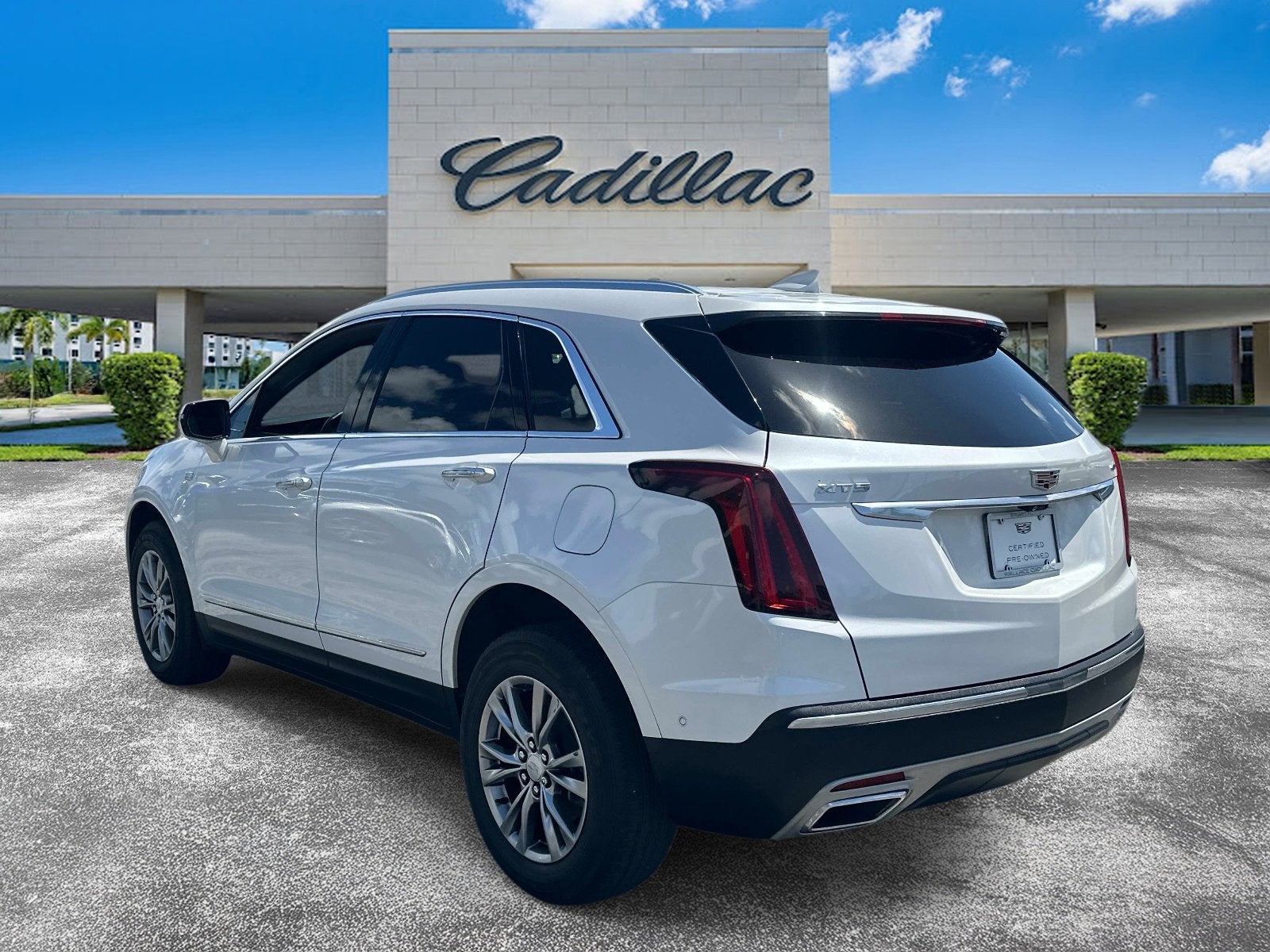 2022 Cadillac XT5 Premium Luxury