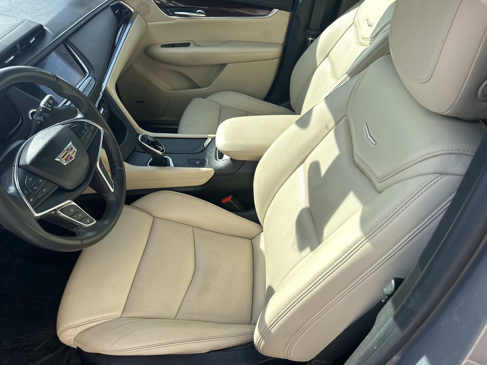 2018 Cadillac XT5 Luxury FWD