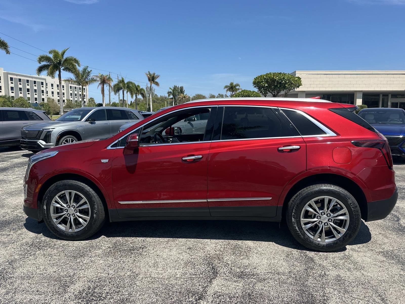 2023 Cadillac XT5 Premium Luxury