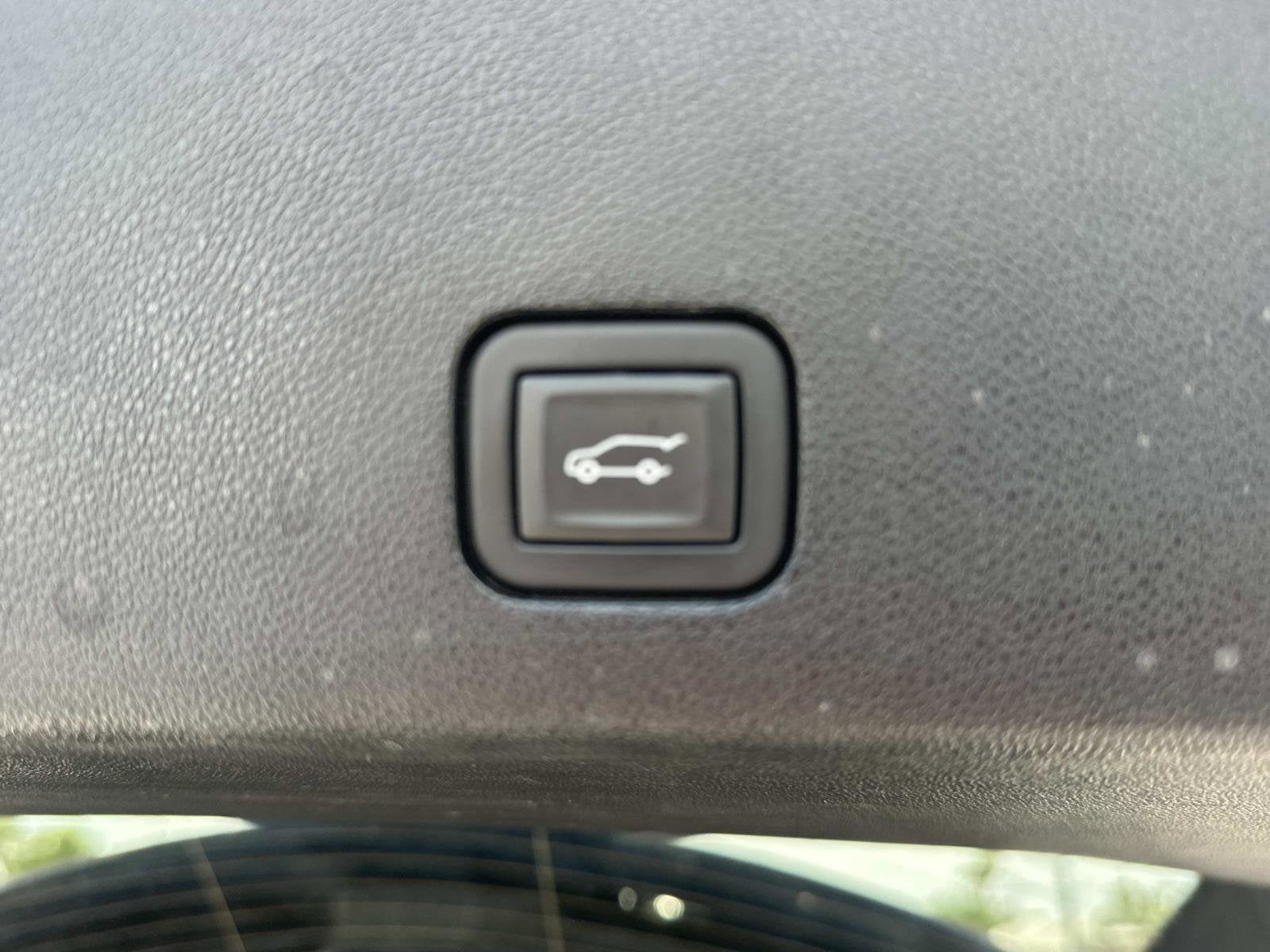 2023 Cadillac XT6 Luxury