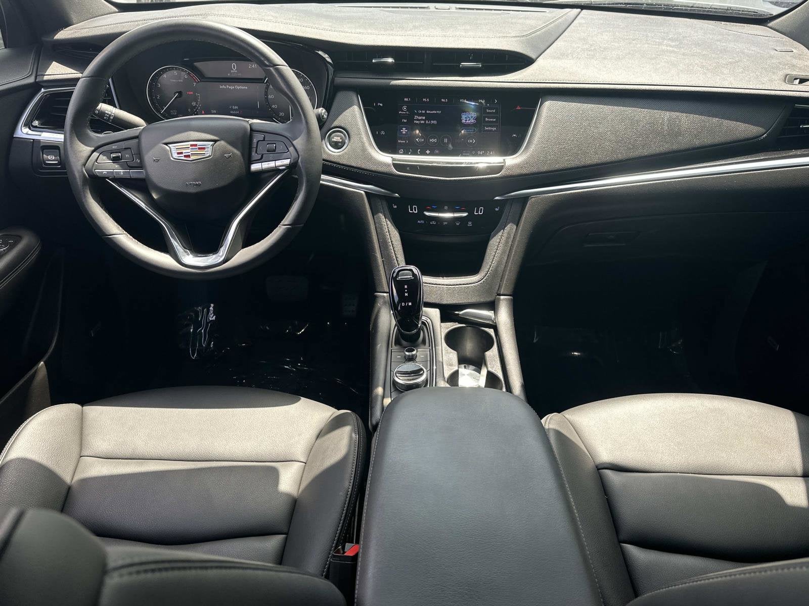 2023 Cadillac XT6 Luxury