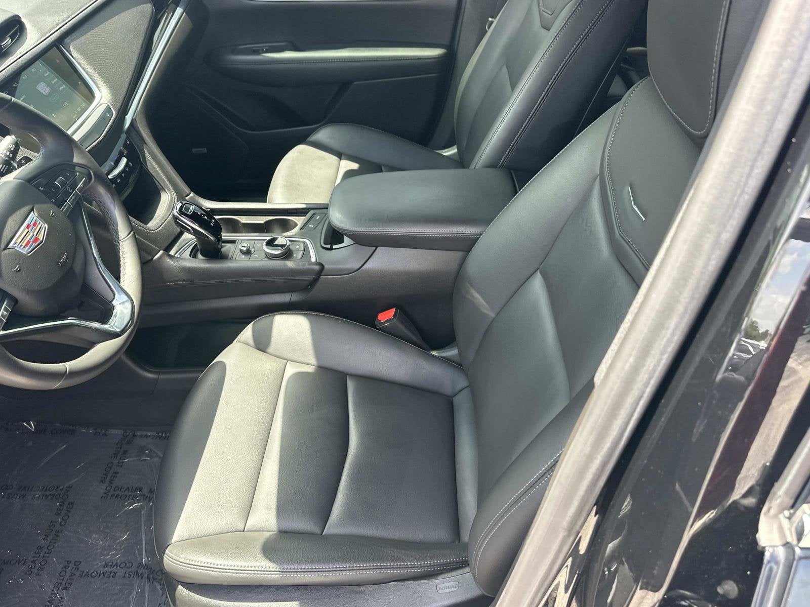 2023 Cadillac XT6 Luxury