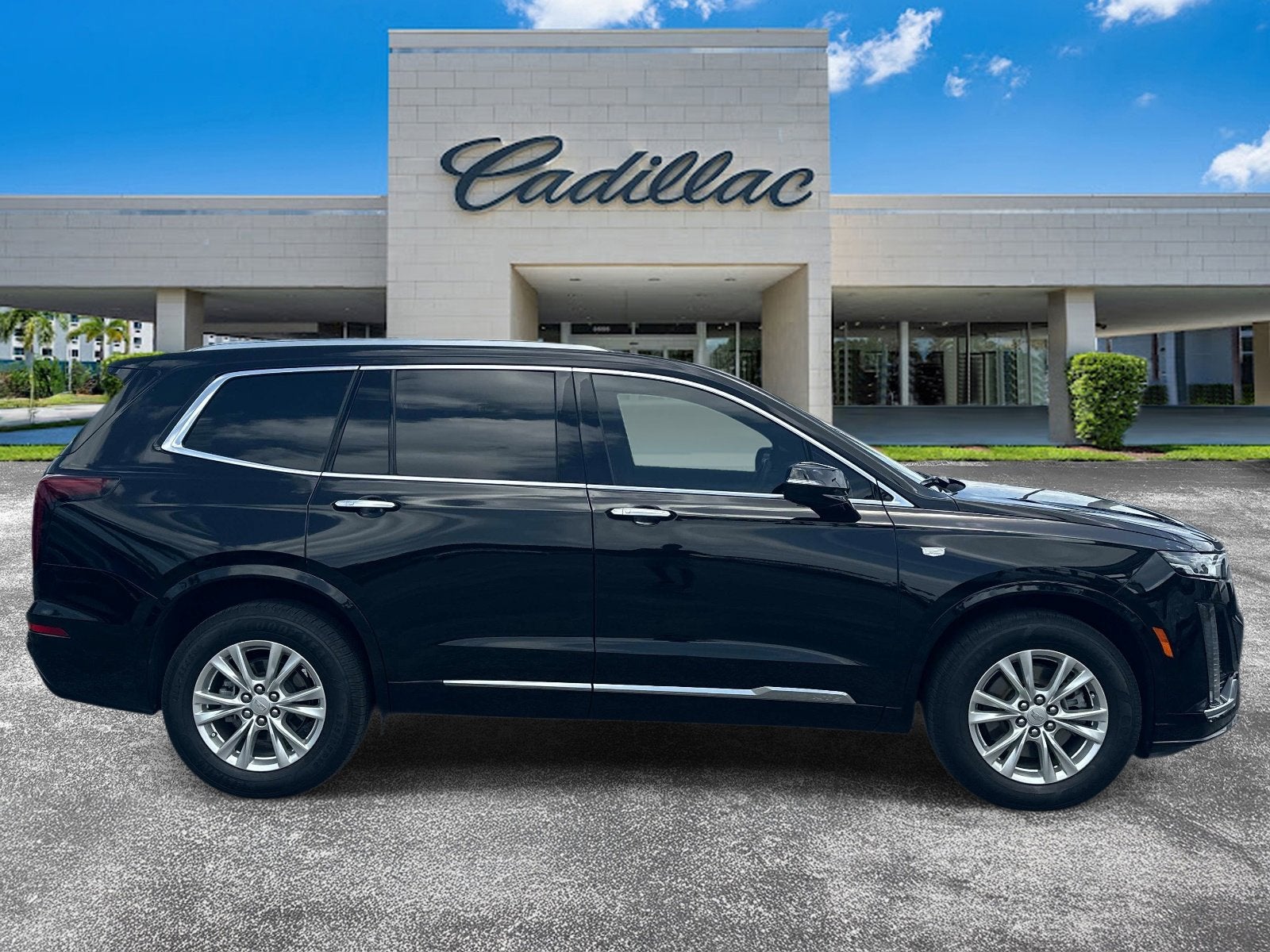 2023 Cadillac XT6 Luxury