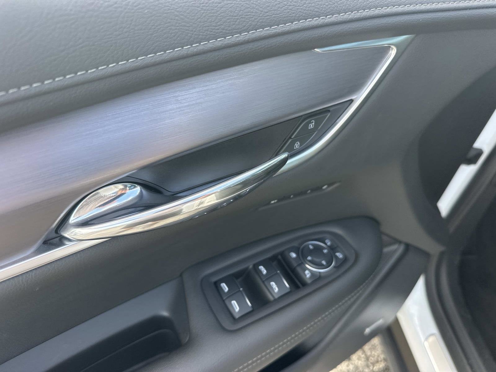 2025 Cadillac XT6 Luxury