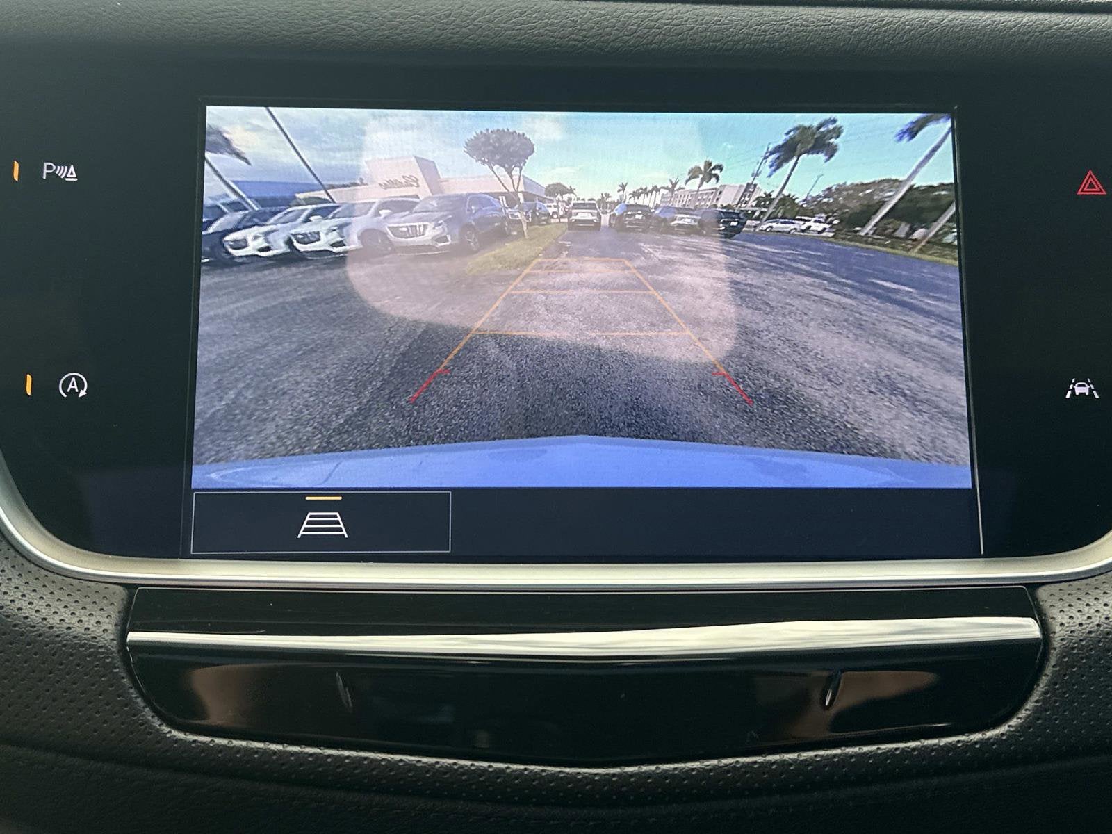 2025 Cadillac XT6 Luxury