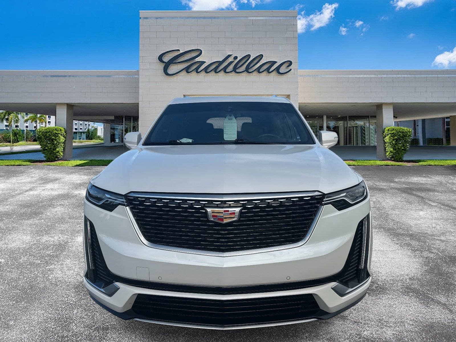 2025 Cadillac XT6 Luxury