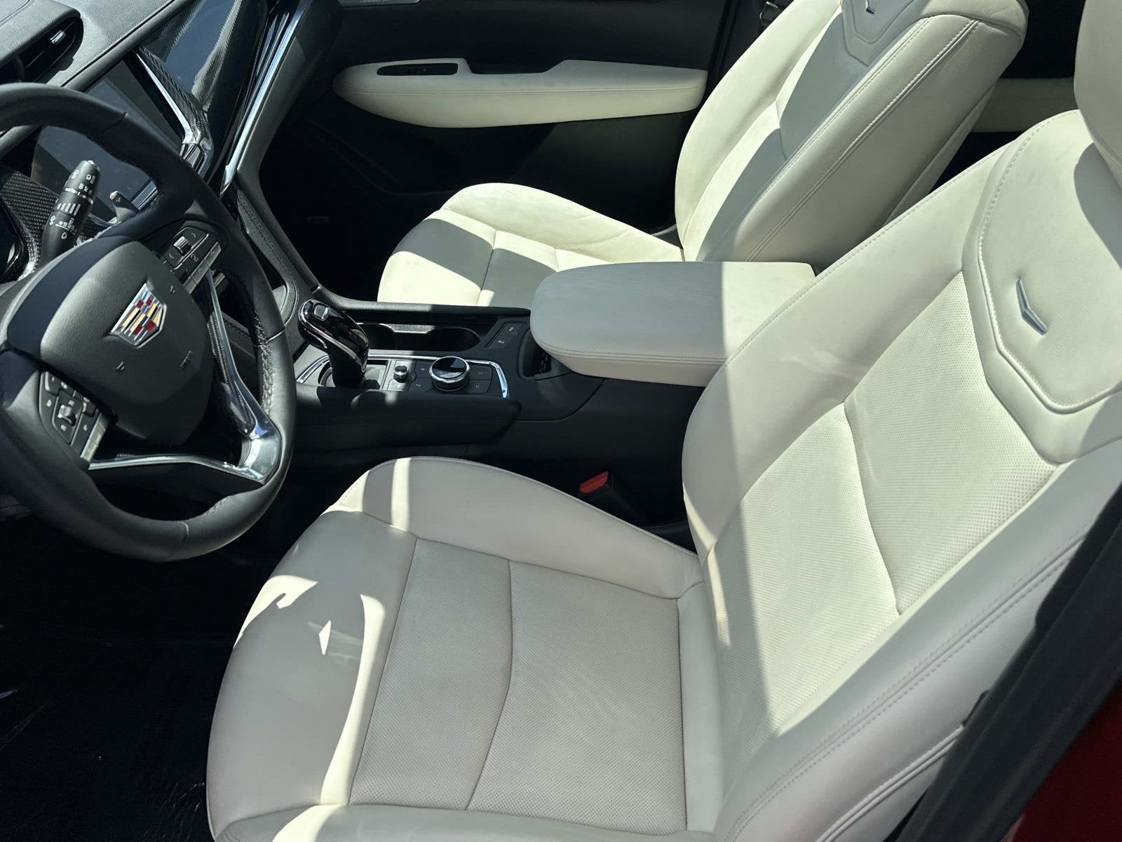 2024 Cadillac XT6 Sport - Photo 22