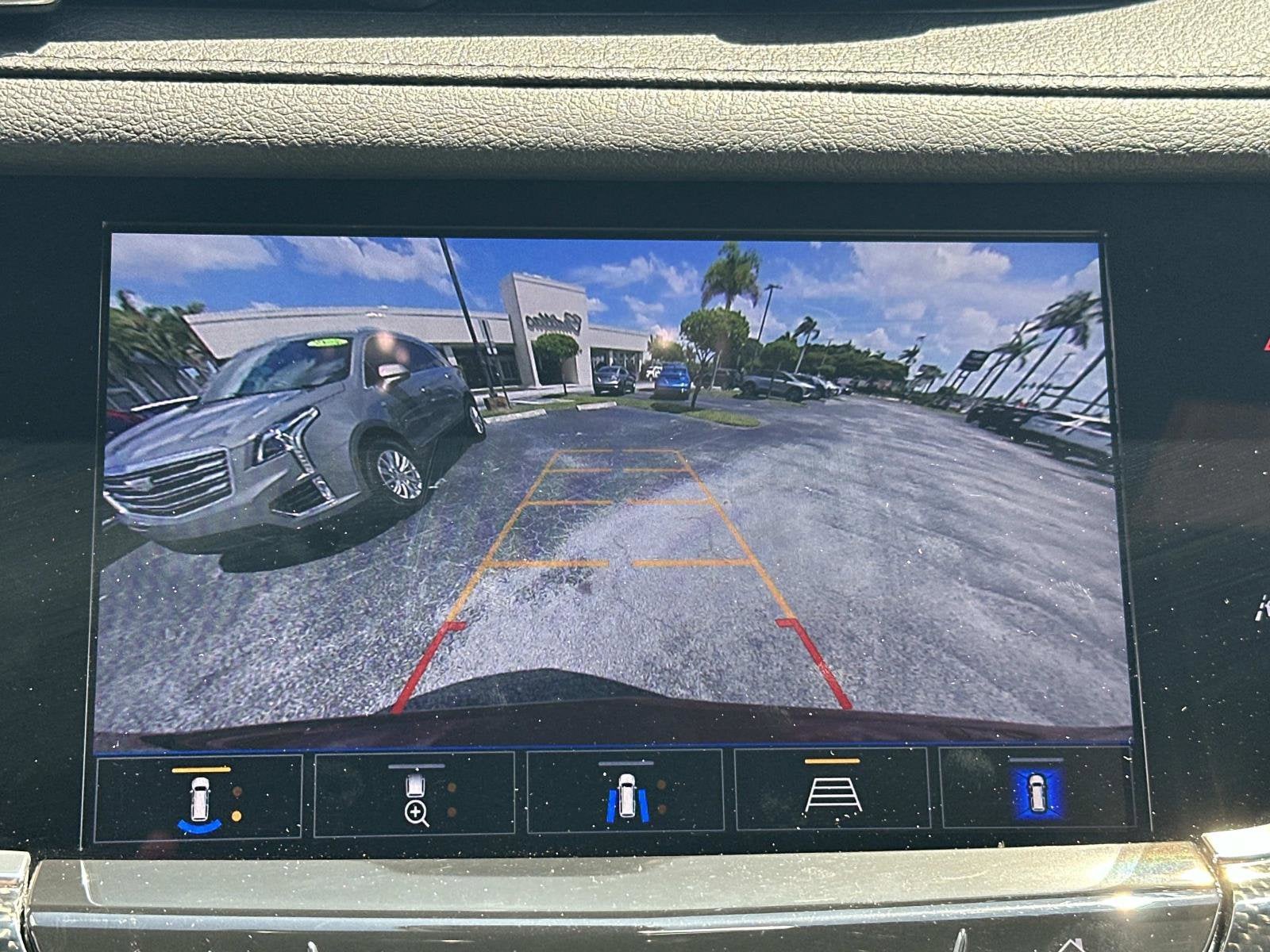 2024 Cadillac XT6 Sport - Photo 31