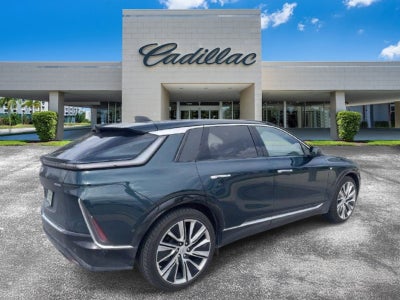 2024 Cadillac LYRIQ Luxury 3