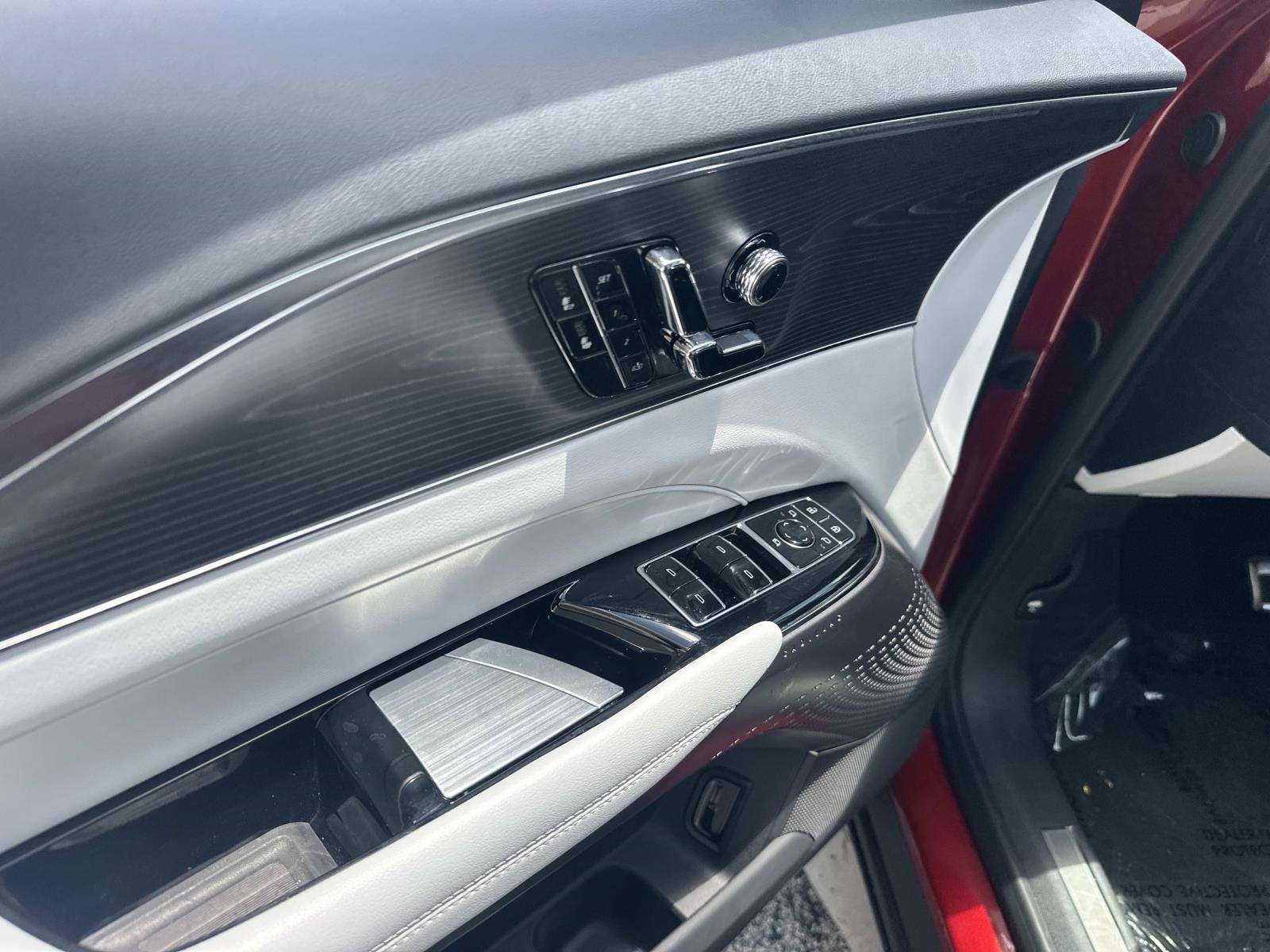 2025 Cadillac LYRIQ Sport 1