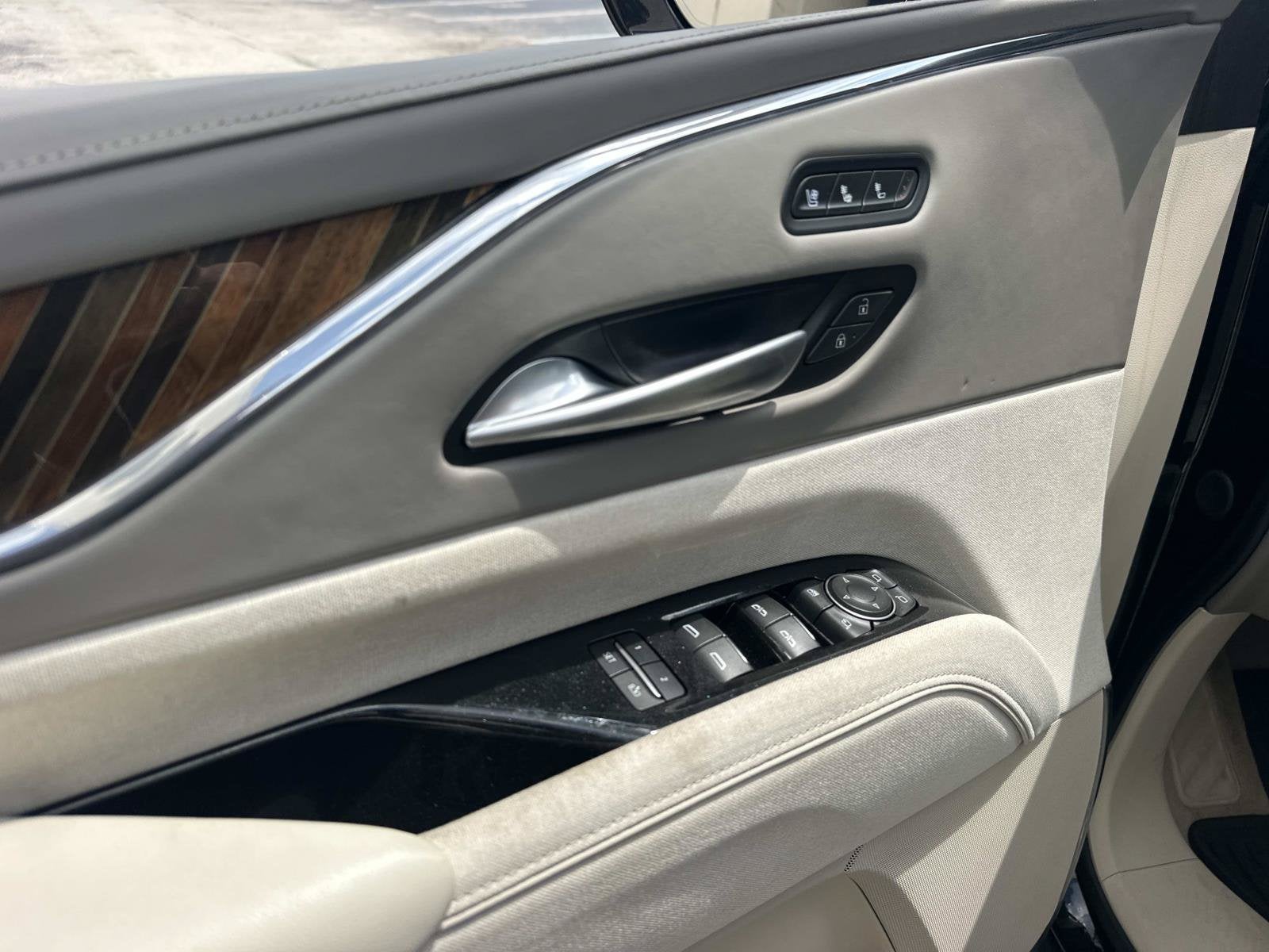 2024 Cadillac Escalade Sport Platinum