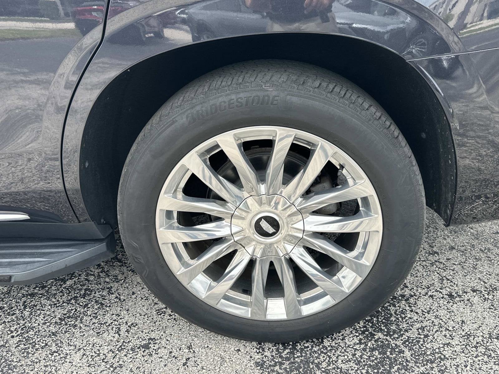 2022 Cadillac Escalade Premium Luxury