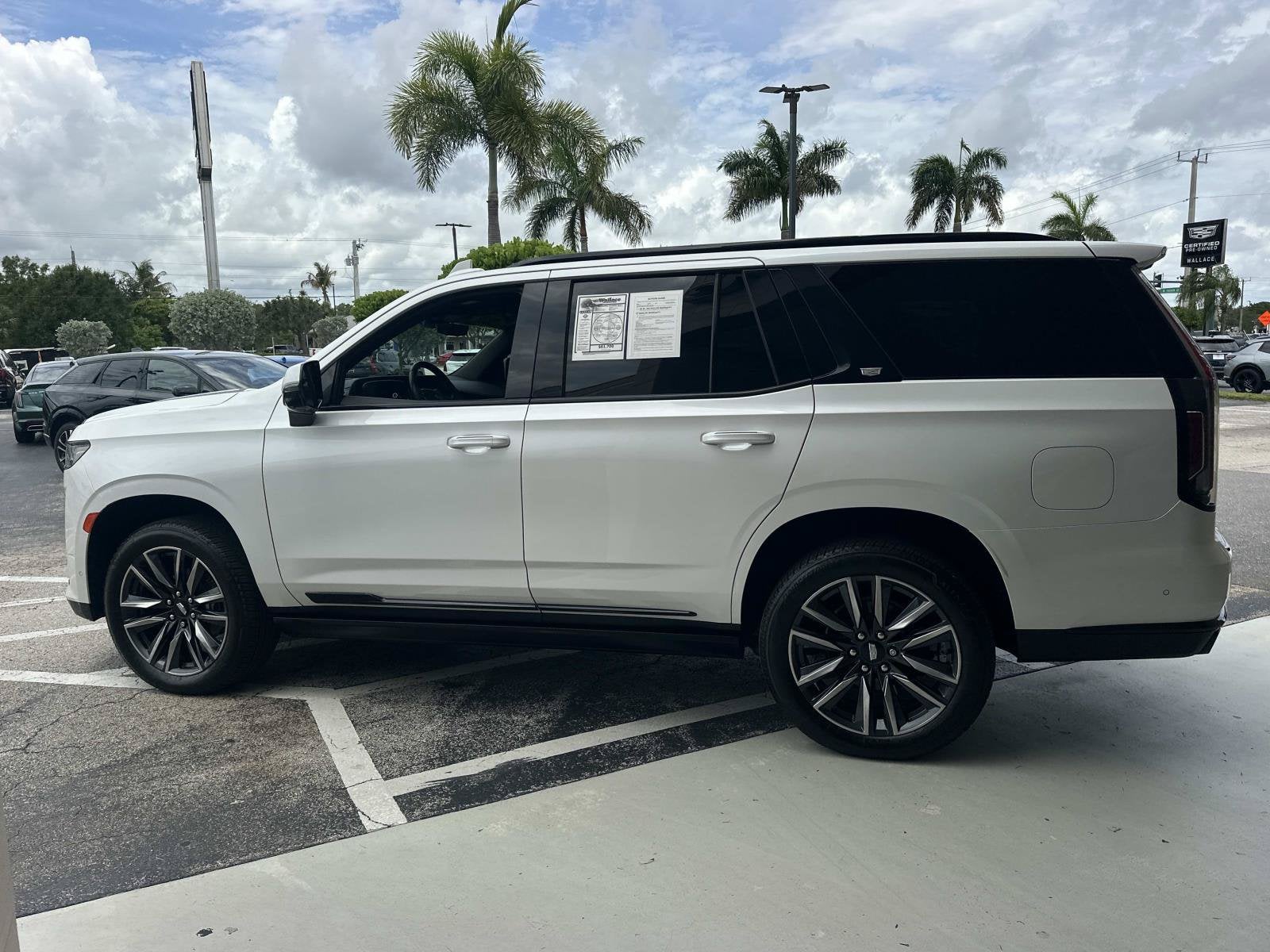 2021 Cadillac Escalade Sport