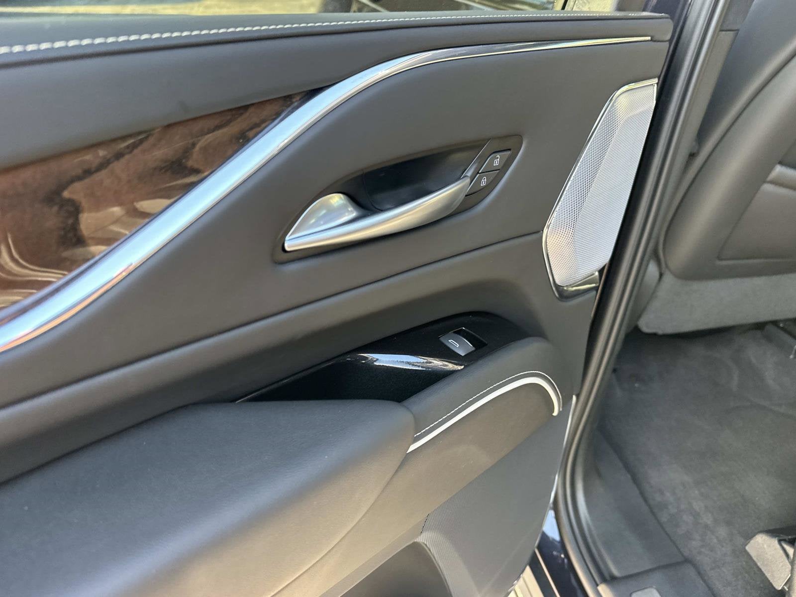 2024 Cadillac Escalade ESV Sport Platinum