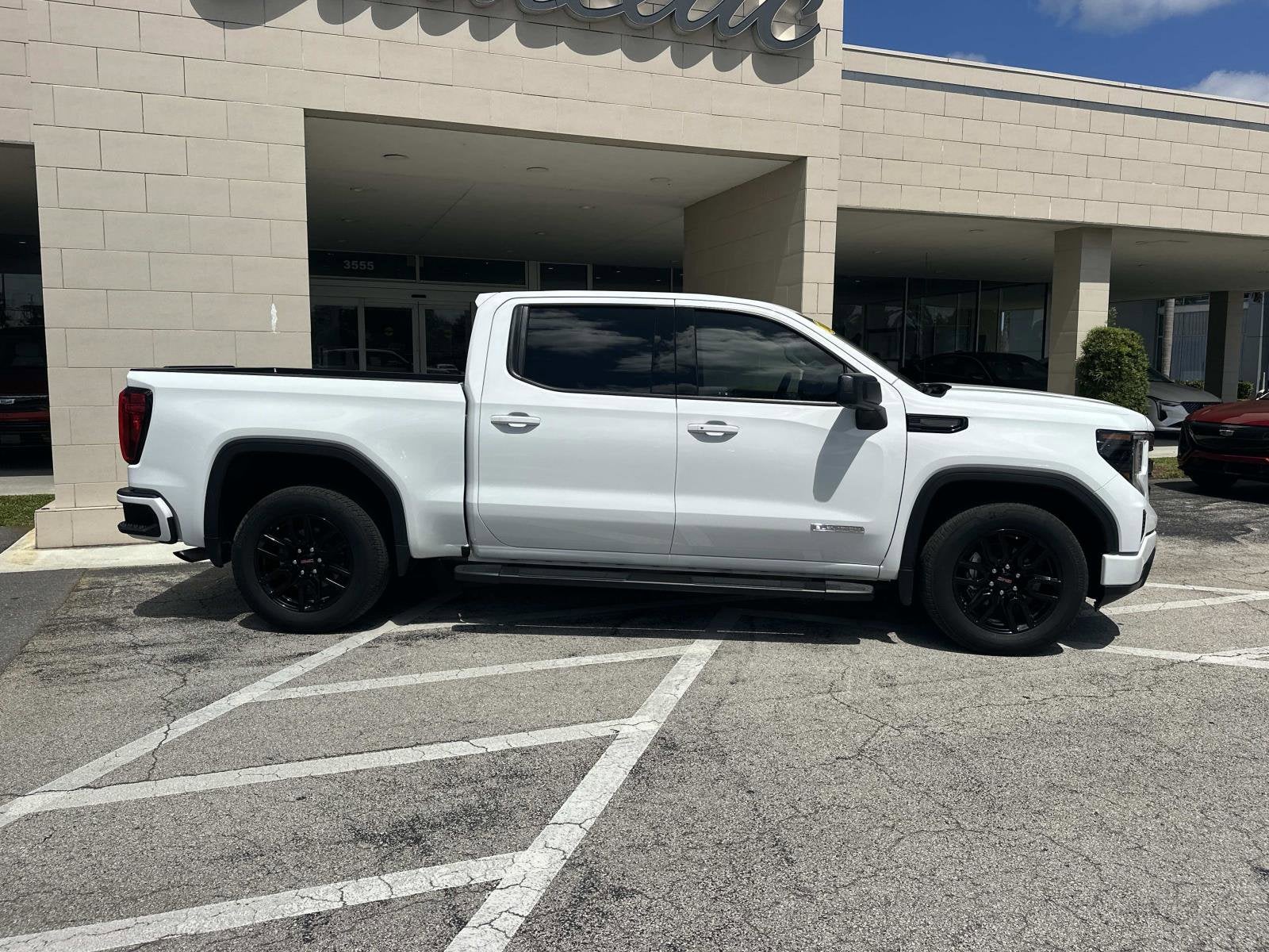2023 GMC Sierra 1500 Elevation